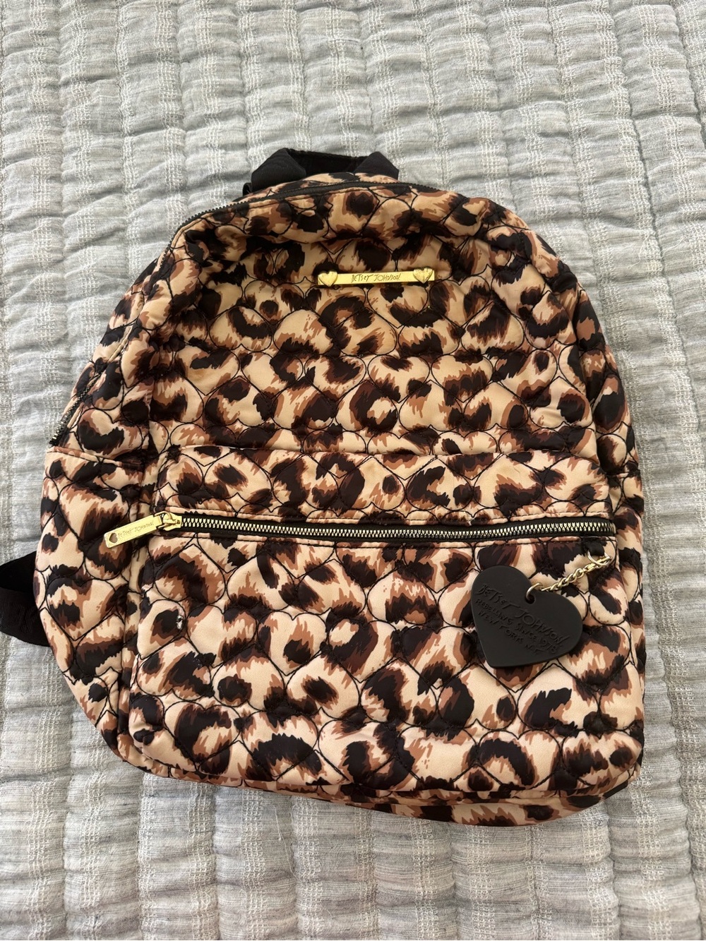 Betsey Johnson quilted heart cheetah leopard print backpack